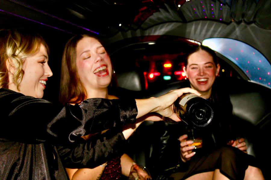 Las Vegas Strip Limo Tour with Champagne and Photos - Practical details that affect your evening