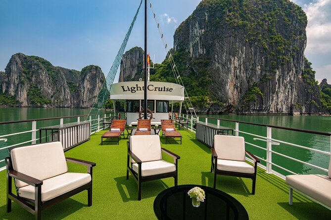 Light Cruise - Luxury Halong Day Cruise ( Limousine - Expressway - Small Group) - A long day that makes Halong Bay manageable