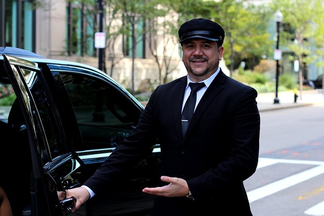 Limo Private Transfer Logan International Airport to Boston - From Logan Airport to Boston in one private car
