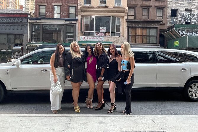 Limo Tour NYC to Woodbury Common Premium Outlets - Who will enjoy this day most