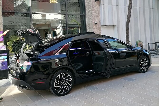 Lincoln Strecth Limousine with Wi Fi on board - The drivers make the biggest difference