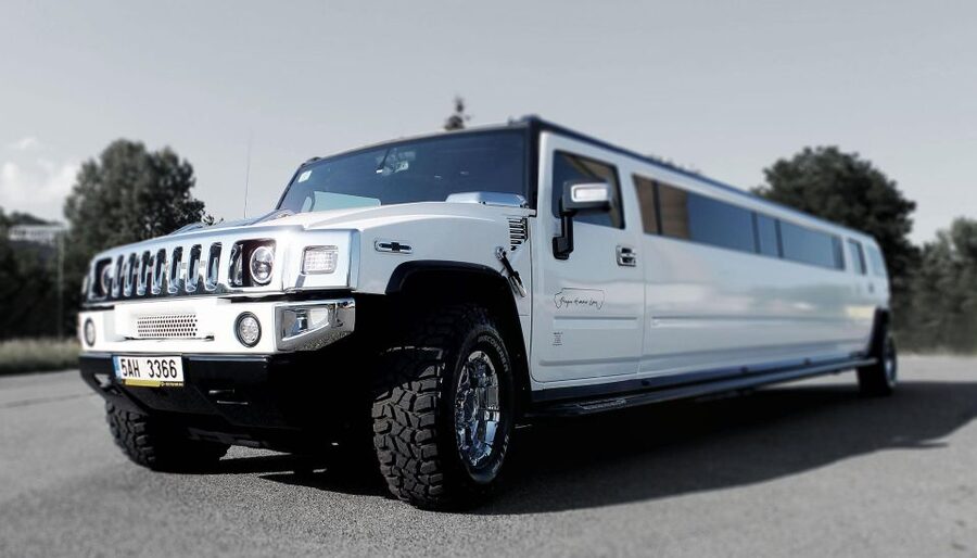 Long Hummer or Cadillac Limousine Party Ride - Key points to know before booking