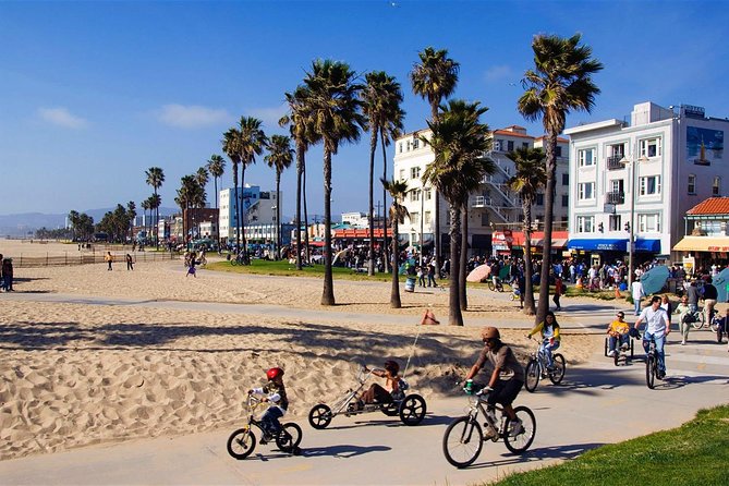 Los Angeles 6-Hour Custom Private Tour in a Dual Bar Limo - Venice Beach and Marina del Rey
