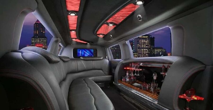 Los Angeles: Private Limousine Tour, 4, 5, or 6 hrs. - Griffith Observatory and the Hollywood sign