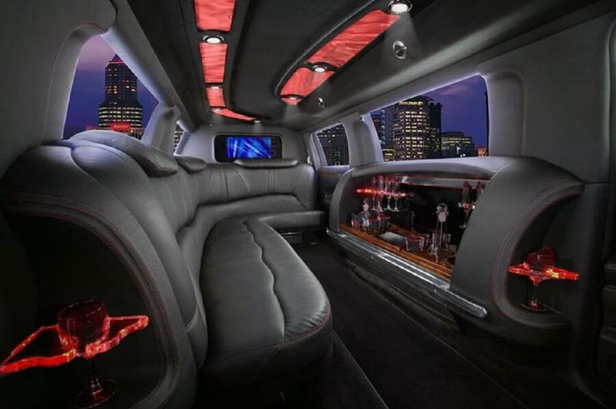 Los Angeles: Private Limousine Tour, 4, 5, or 6 hrs. - Downtown LA and the city’s big venues