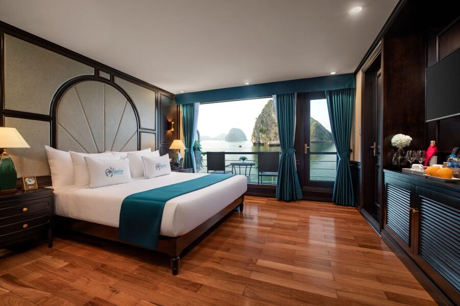 Luxury 6-Star Azura Cruise Halong Bay, Free Hanoi Limousine - Who should book this cruise