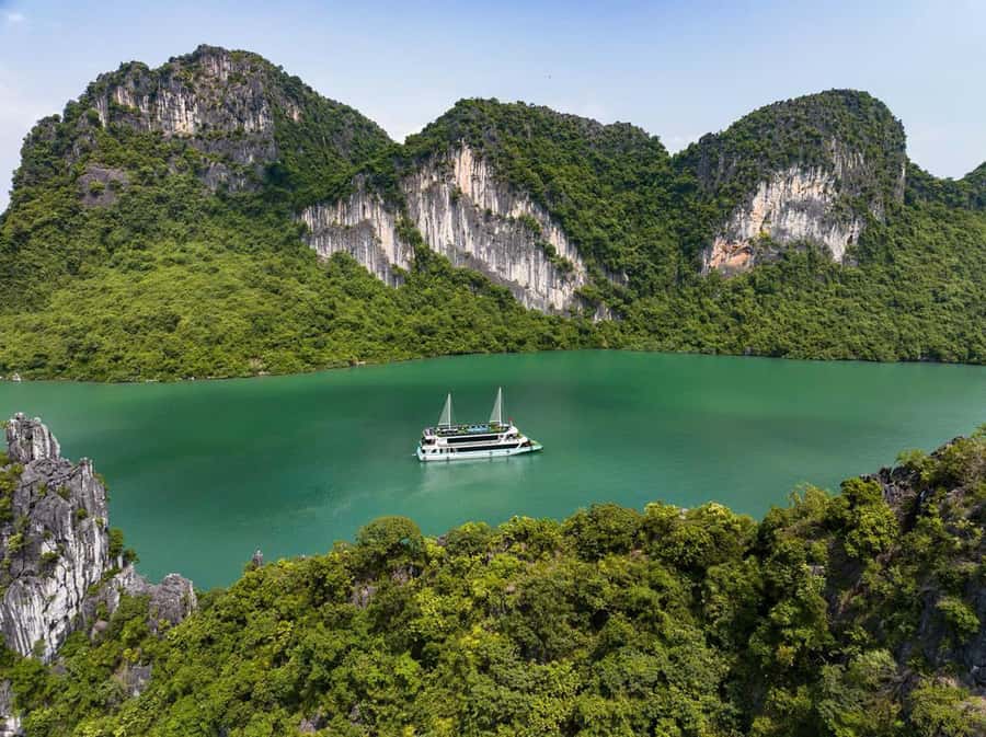 Luxury 6-Star Azura Cruise Halong Bay, Free Hanoi Limousine - Cabins, dining, and onboard comfort