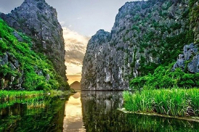 Luxury Hoa Lu - Tam Coc - Mua Cave 1 Day Tour - By Limousine & Small Group - Cycling around Tam Coc