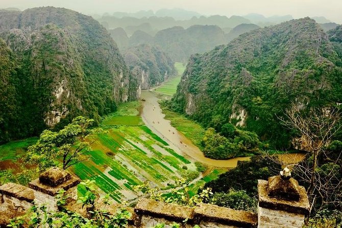 Luxury Hoa Lu - Trang An - Mua Cave 1 Day Tour - By Limousine & Small Group - Why this Ninh Binh day trip works