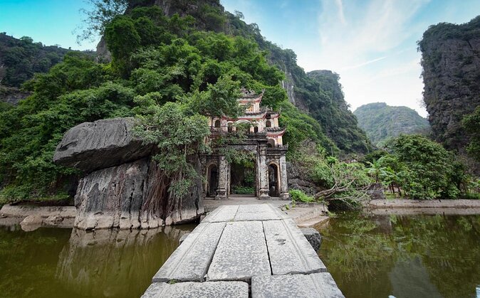 Luxury Hoa Lu Trang An Mua Cave Amazing View - Small Group Tour - Limousine Bus - Key points to know before booking