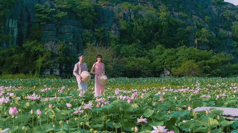 Luxury Limousine Tour: Hoa Lu, Trang An/Tam Coc & Mua Cave - Key points at a glance