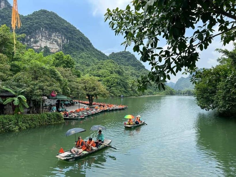 Luxury Limousine Tour: Hoa Lu, Trang An/Tam Coc & Mua Cave - Why this Hanoi to Ninh Binh day works