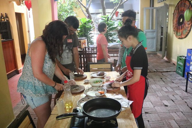 Luxury Limousine Trang An-Mua Cave - Bich Dong max 6-8 pax/ group - Lunch and the switch to bicycles