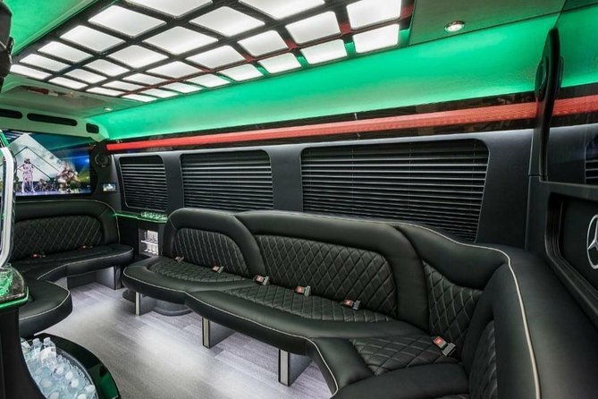 Luxury Party Bus Limo in Miami - The best occasions for this limo