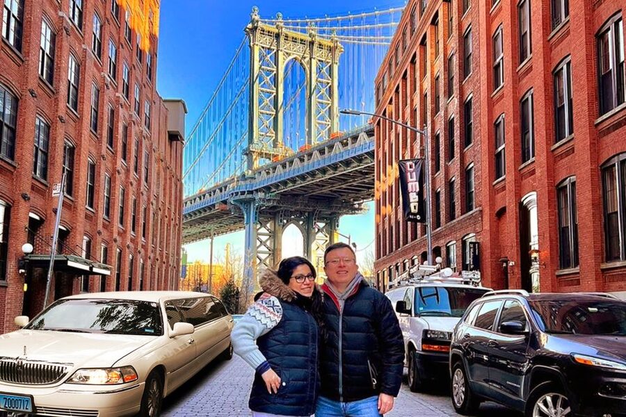 New York City: Private Manhattan Limousine Tour - Times Square and the first hit of New York energy