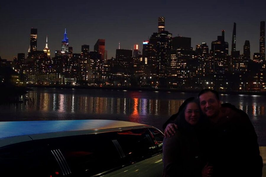 New York City: Private Manhattan Limousine Tour - Fifth Avenue and Rockefeller Center