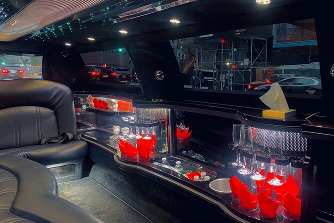 Newark (EWR) Airport Stretch Limo Service To NYC - What the ride feels like after your flight