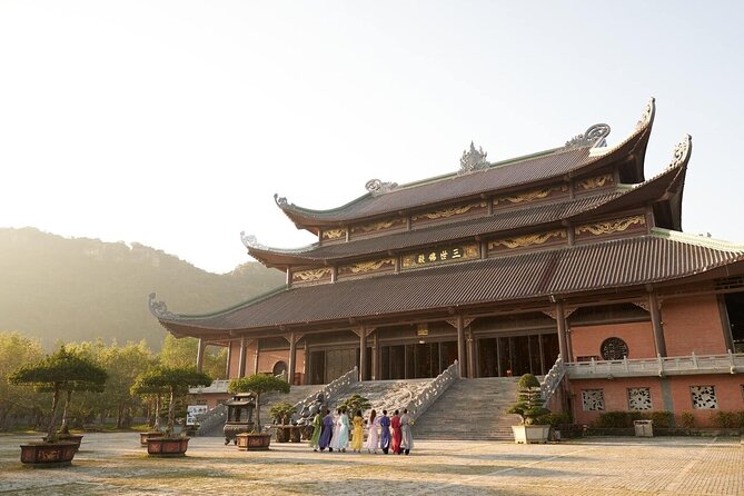Ninh Binh 2D1N Excursion from Hanoi by Limousine - Hoa Lu, Vietnam’s first imperial capital