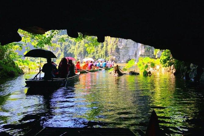 Ninh Binh Day Tour Tam Coc Mua Cave Hoa Lu Buffet Lunch Limousine - Buffet lunch in Tam Coc at 11:30
