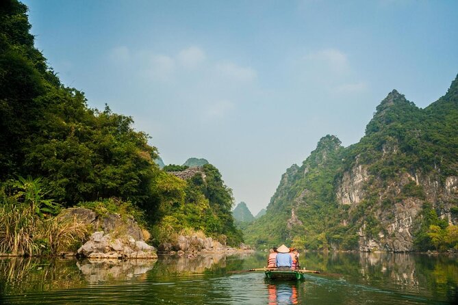 Ninh Binh Luxury Day Tour by Limousine- Small Group- All included - A choice of Ninh Binh routes