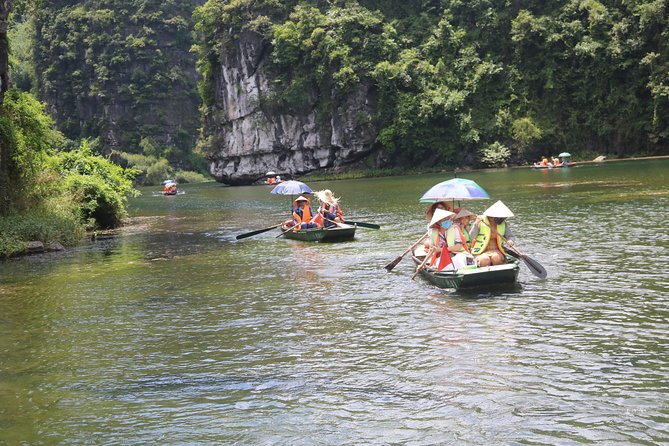 Ninh Binh Luxury Tour 2 Days 1 night by limousine See Hidden Gems - Mua Cave and the 500-step climb