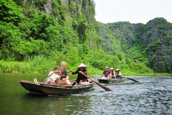 Ninh Binh Tour Hoa Lu Tam Coc Full Day: Biking,Boating,Tickets,Lunch, Limousine - Reaching Ninh Binh from Hanoi