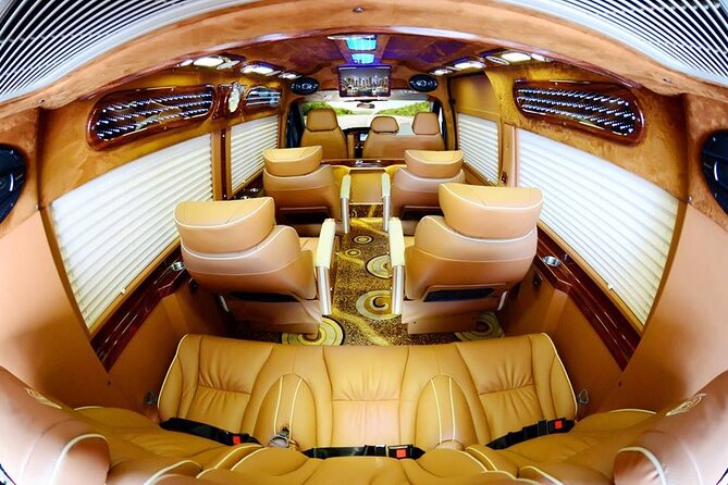 Noi Bai airport transfer by luxury Limousine Bus to Sapa from Hanoi - The road north, without a sightseeing detour