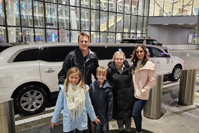 NYC Limousine Tour (New York "NYC Limo Tour" Limo, SUV Or Van ) - A private limousine route through Manhattan