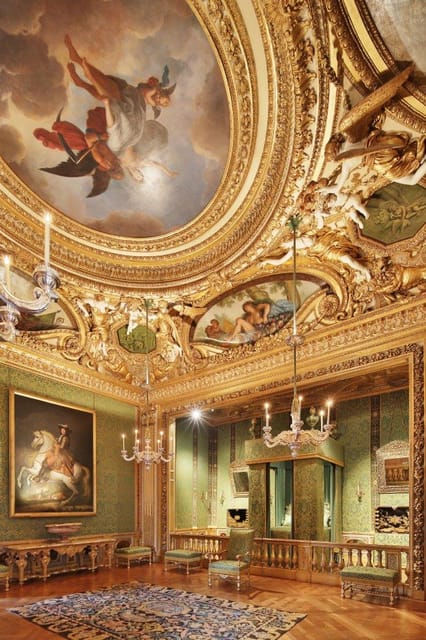 Paris: Candlelit Dinner at Vaux-le-Vicomte by Limousine - Is the $1,045 Price Worth It?