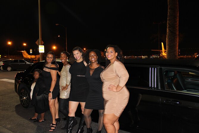 Private 2-Hour Limo Tour of Las Vegas with Champagne - Bellagio fountains and champagne