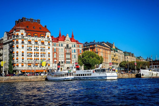 Private 4h VIP city tour by limousine car and guide in Stockholm - Why the private vehicle matters