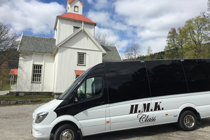 Private 5-hrs Oslo Exclusive Driverguide Luxury Limo/Van-Tour incl Museums - Hønse-Lovisas Hus and the waterfall
