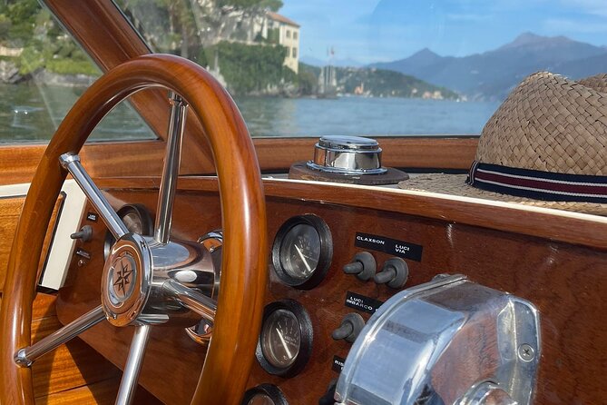 Private Boat Tour on Lake Como with Venetian Limousine - Bellagio and the Villa Melzi gardens