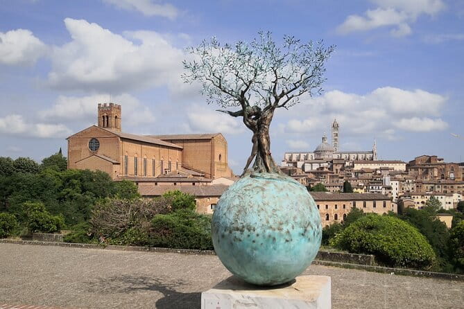 Private driver from Florence: Siena, San Gimignano, Pisa 12 hours - A long lunch and wine pause at Poggio Amorelli
