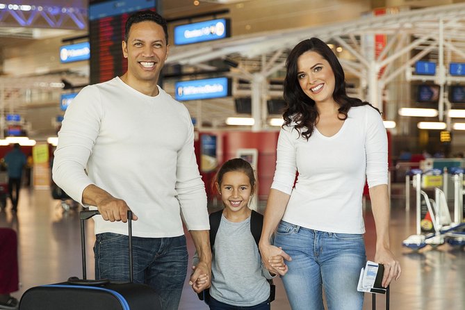 Private Las Vegas Hotel to Airport Luxury Limousine Transfer - What the hotel pickup is like