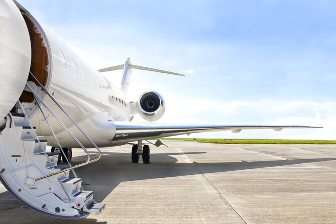 Private Limo Transfer from Athens/Pireaus/Suburbs to ATH Airport - A closer look at the price for different group sizes