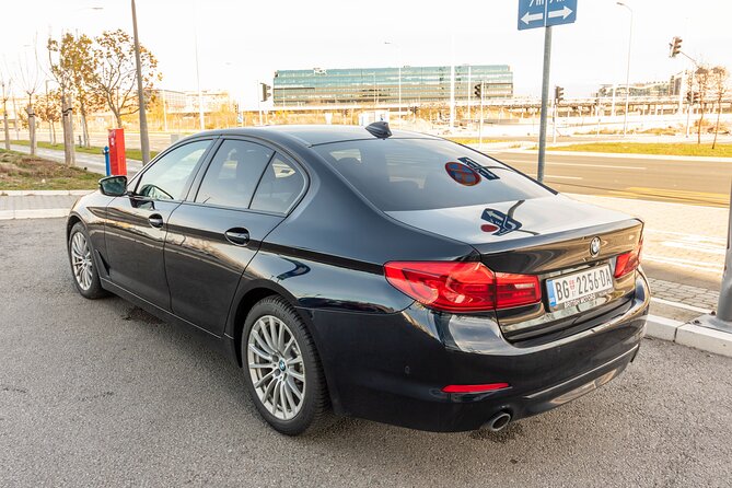 Private Limo Transfer from Beograd Airport to Belgrade downtown - Meeting your driver without confusion