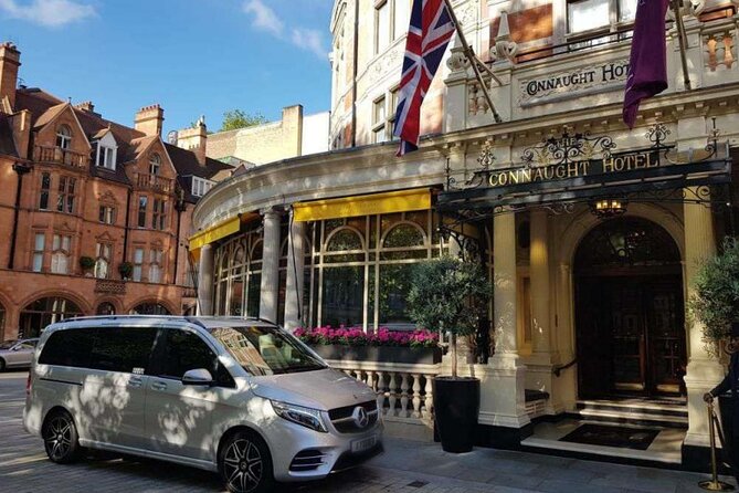 Private limo transfers Gatwick Airport to/from any London hotel - Why a private Gatwick transfer can be worth the cost