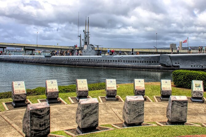 Private "Limousine" USS Arizona Memorial & Cultural Honolulu Tour - Pickup from Waikiki, Ko Olina, the airport, or cruise terminal