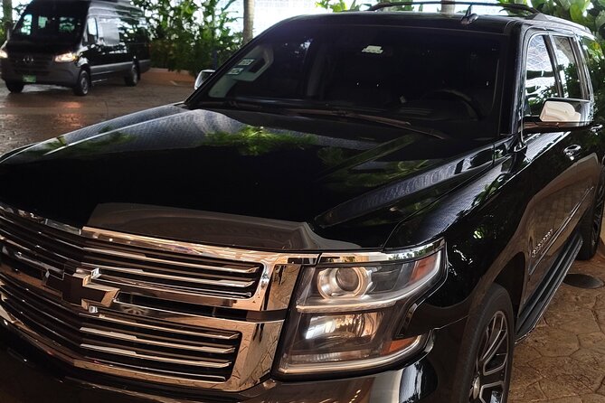 Round trip Airport Private Transfer (Nassau Limousine) - The return to Nassau Airport