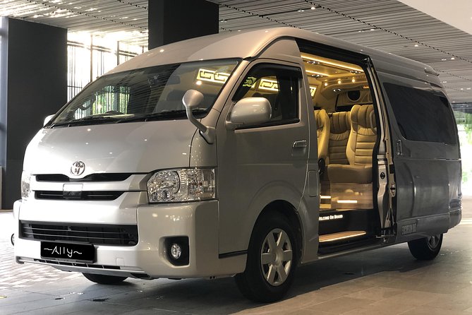 Singapore Arrival Ground Transfer in Limo-Bus - Key points to know before booking