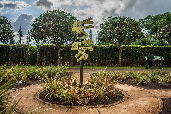 "The Dole Plantation" & "North Shore" Private Limousine VIP Tour! - Is $899 a fair price for six people?