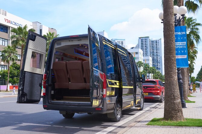 Transportation Service Hanoi - Sapa by Limousine - Starting in Hanoi with a confirmed pickup