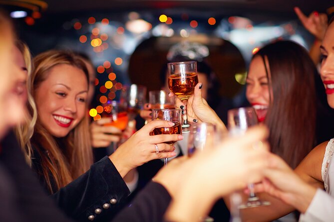 Warsaw: VIP Nightclub Tour: Bars, Clubs, and Limousine - Starting with a reserved table and welcome drink